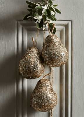 pear-baubles